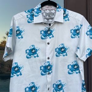 Ted Baker Short Sleeve White w/ Blue Flowers Shirt M